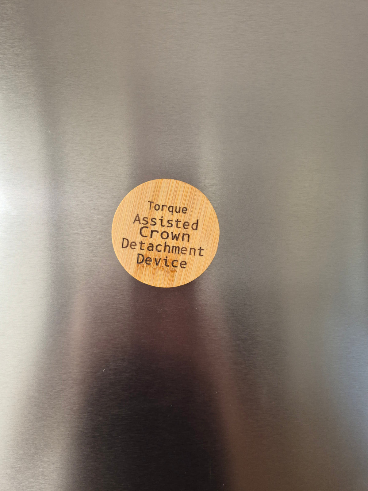 Bottle opener, Magnetic, crown detachment.